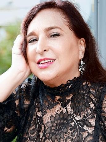 Loryane Singer