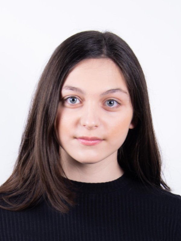 Eléna PRONESTI