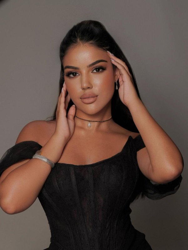 Nour  Kamar