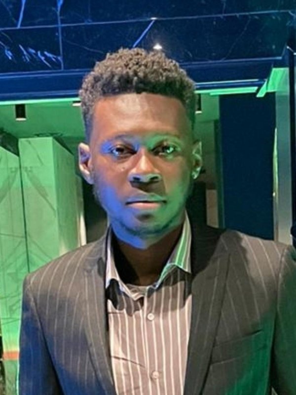 Treil Bikoyi 