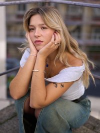 Emma Lopes
