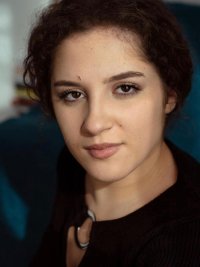 Camelia Fernandes