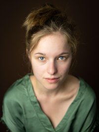 Esther Wahl