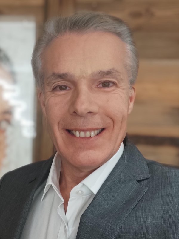 Raymond OLRY
