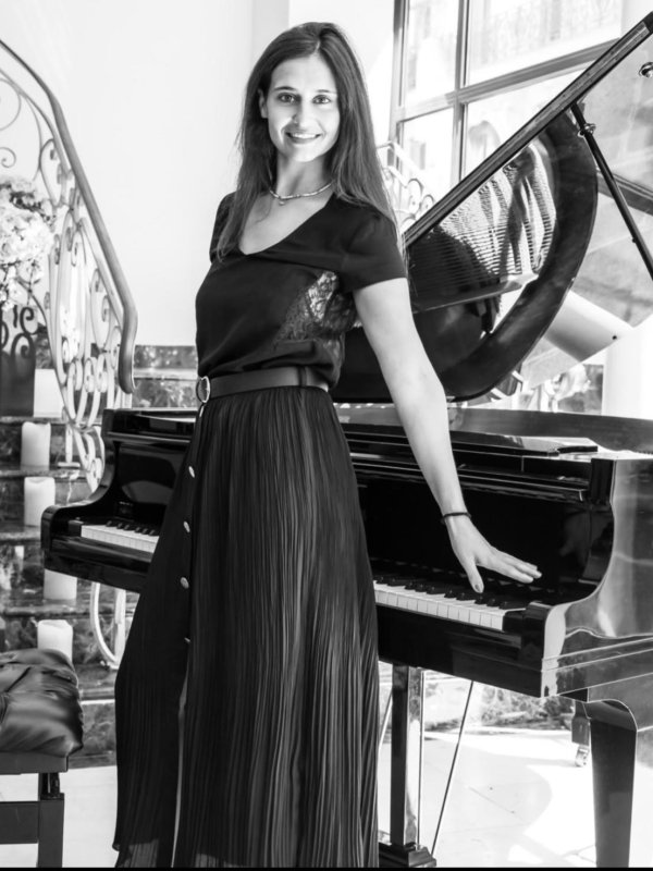 Jeanne Dengoyan