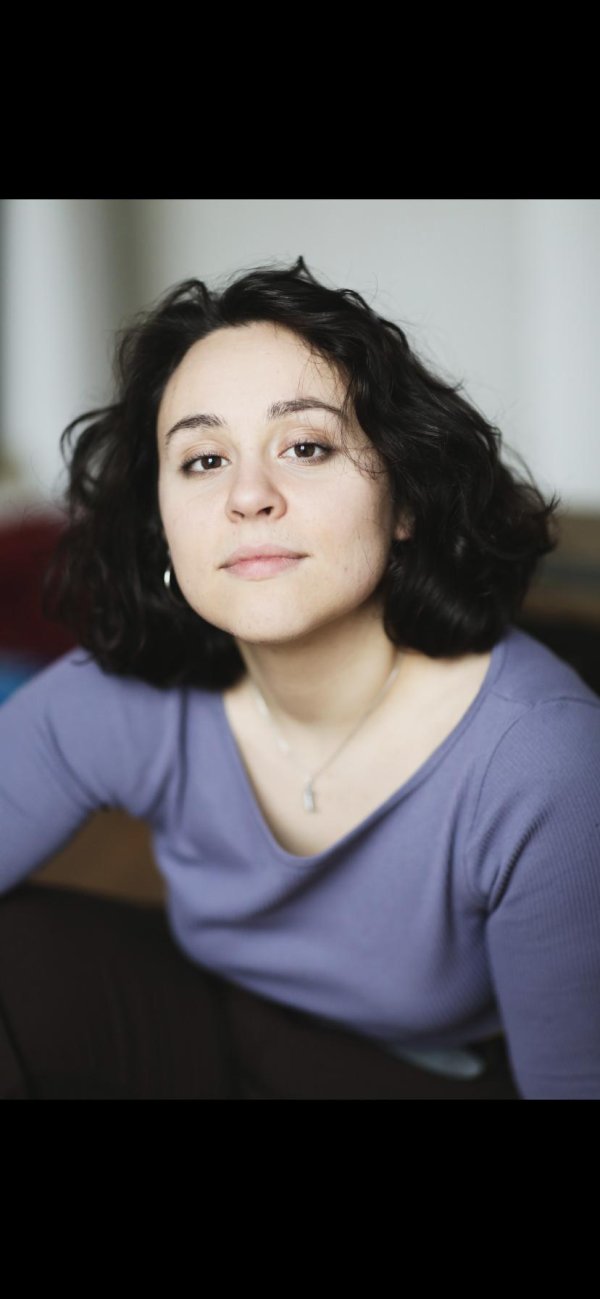 Élise PÉROUËLLE 
