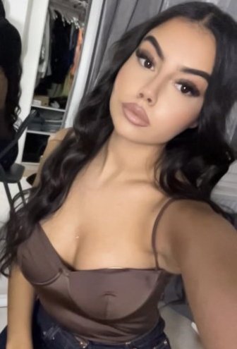 Sana  Azzouz