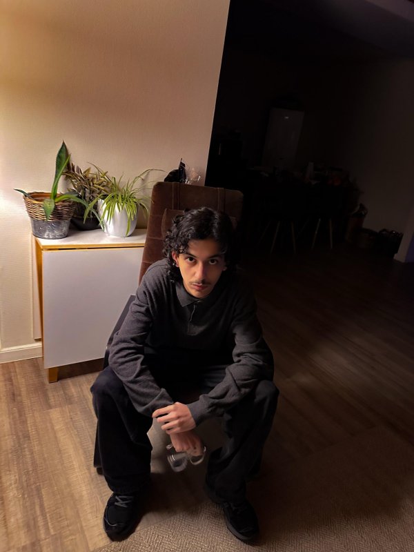 Aziz Azaz
