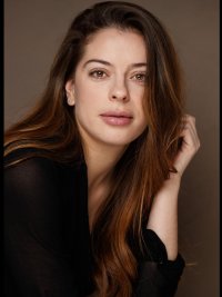 Nina Deflache